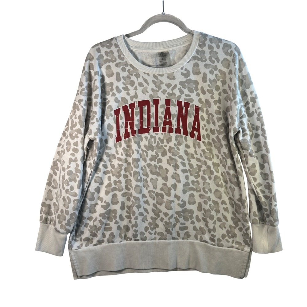 Gameday Couture Indiana Hoosiers Leopard Print Sweatshirt Gray White Large NCAA
